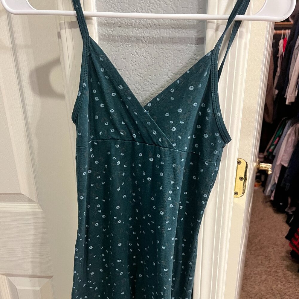Brandy Melville Green Floral Mini Dress 🌿💚